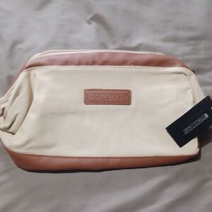 Tan and Cream Men's Toiletry Bag